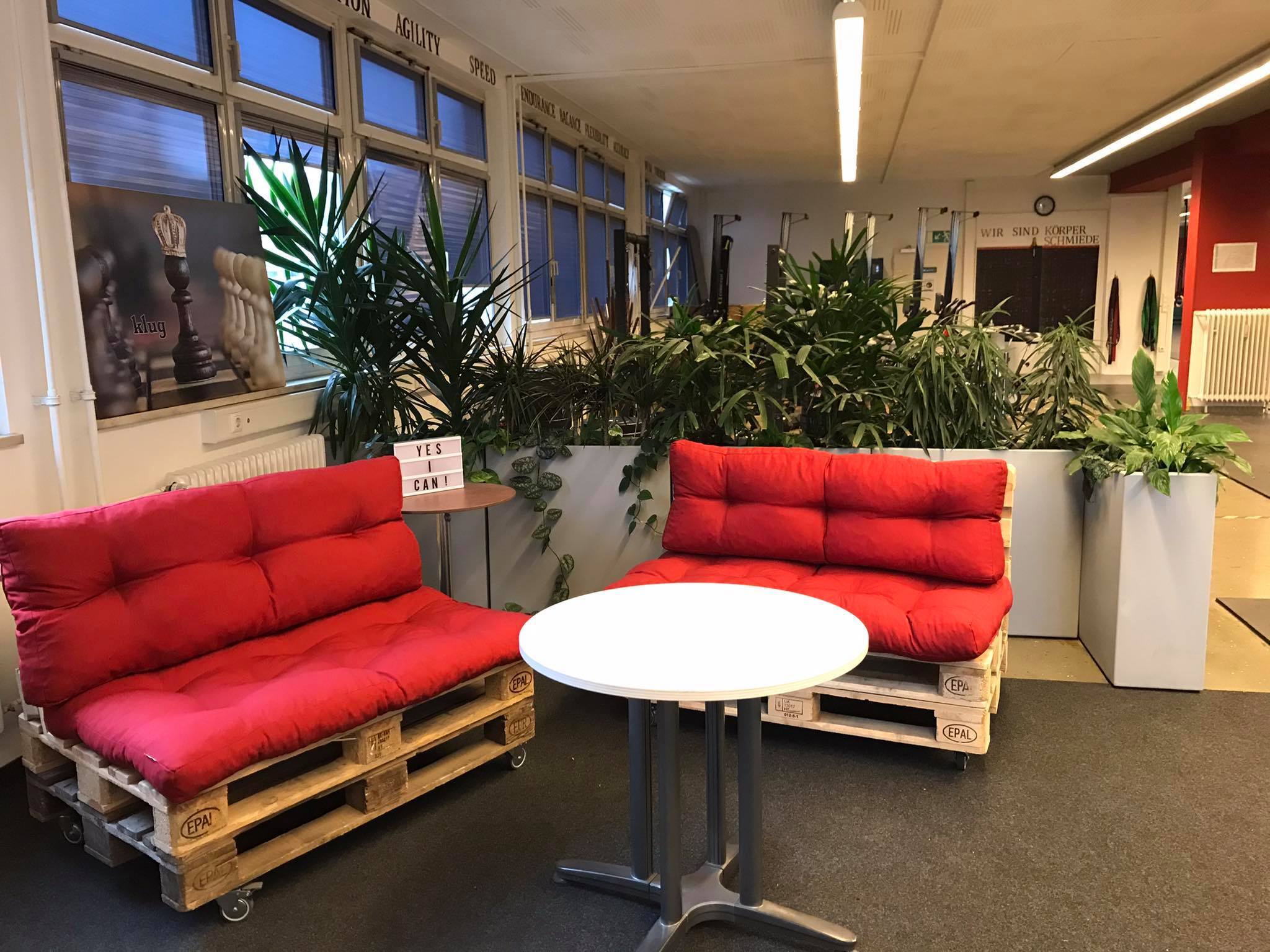 CrossFit Körperschmiede München Empfangsbereich